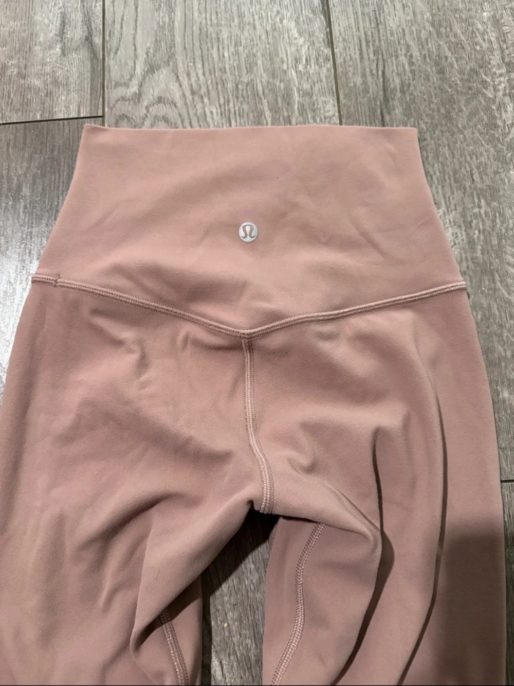 Lululemon cropped Mauve leggings 0
